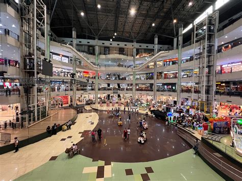 lotto outlet market market taguig|Ayala Malls Market Market .